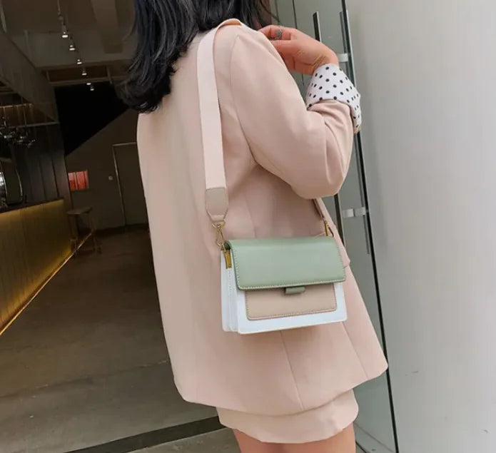 Ruby Luxe Square