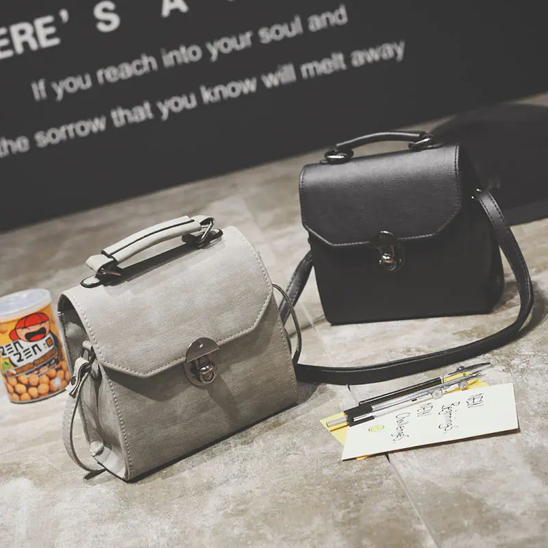 Viva Retro Crossbody