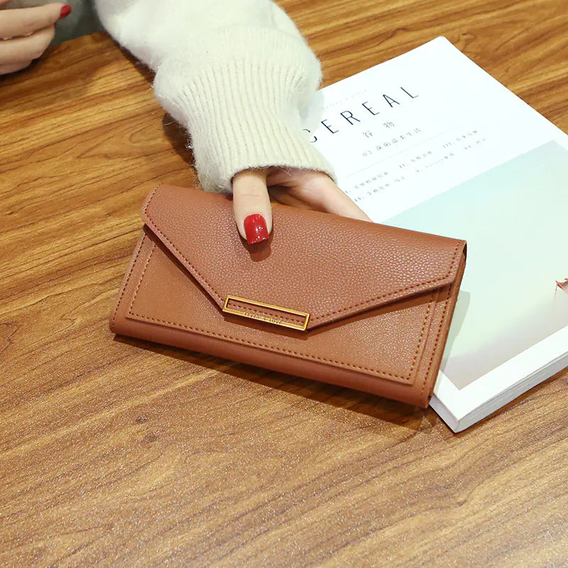 Serena Elegant Clutch