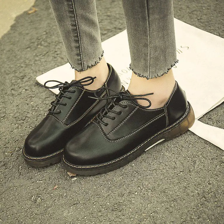 Stylish Retro Black Flat Leather Shoes
