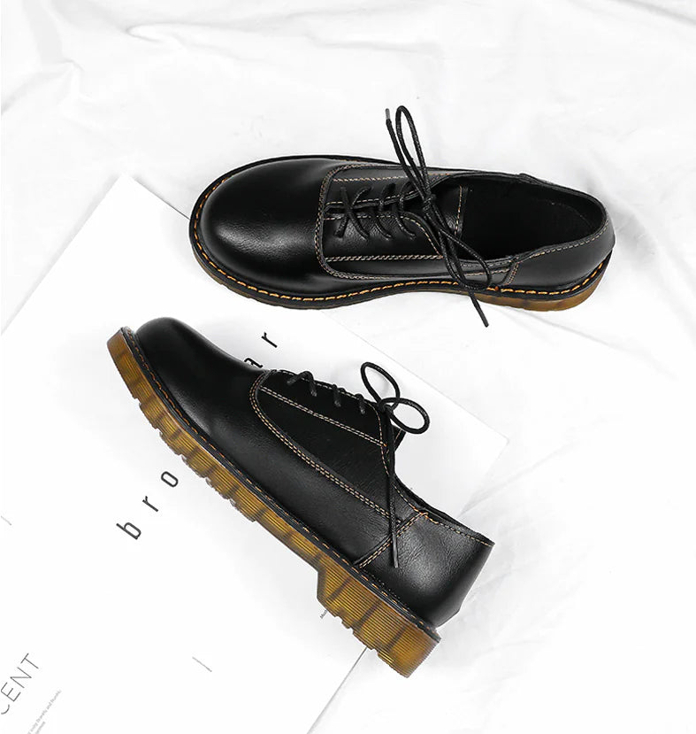 Stylish Retro Black Flat Leather Shoes