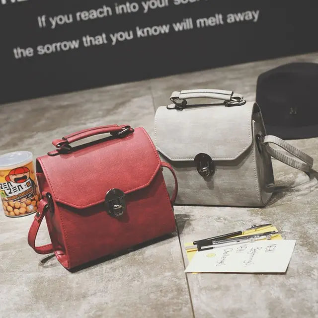 Viva Retro Crossbody